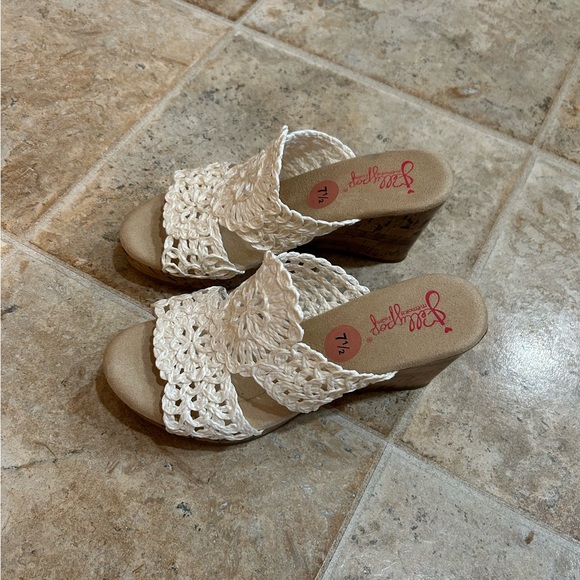 jellypop black sandals